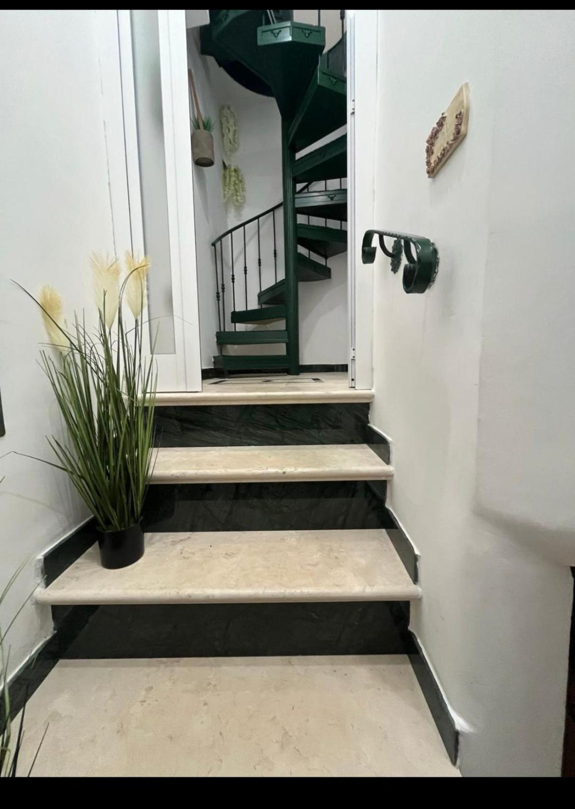 Relax For A Day Bed & Breakfast Barletta Exterior photo